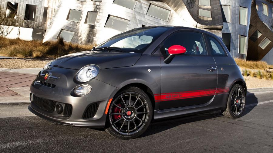  Abarth 500 2012 года  (NA) (фото 3 из 75)